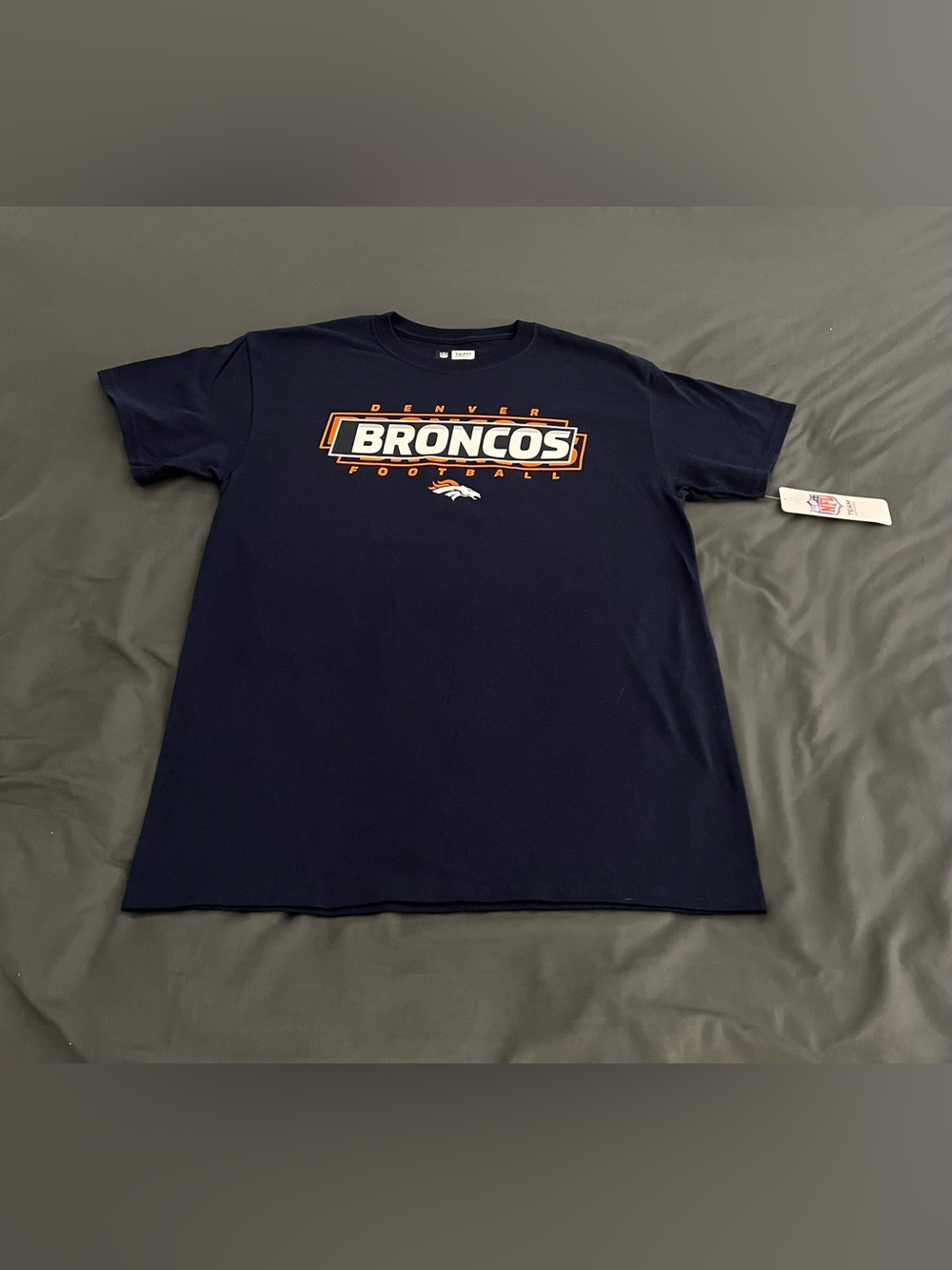 Denver Broncos NFL Football t-shirt New